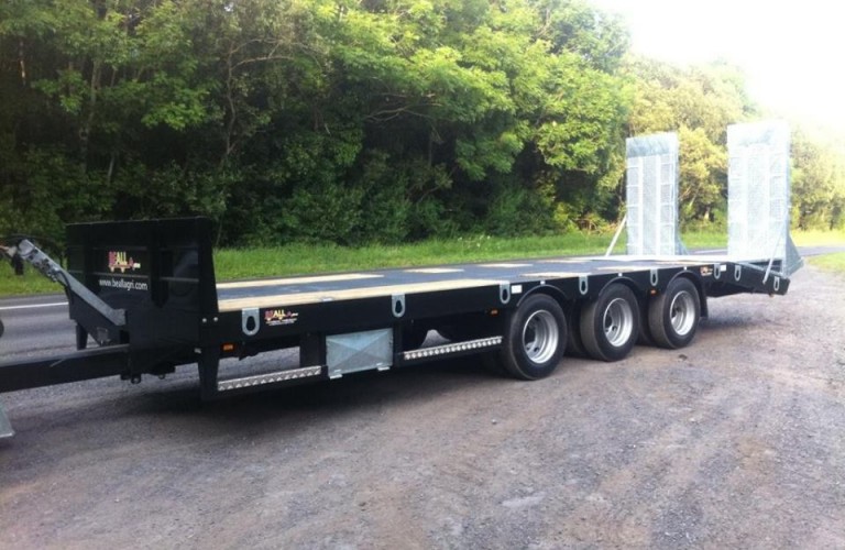 Painted in black with galvanised tail ramps